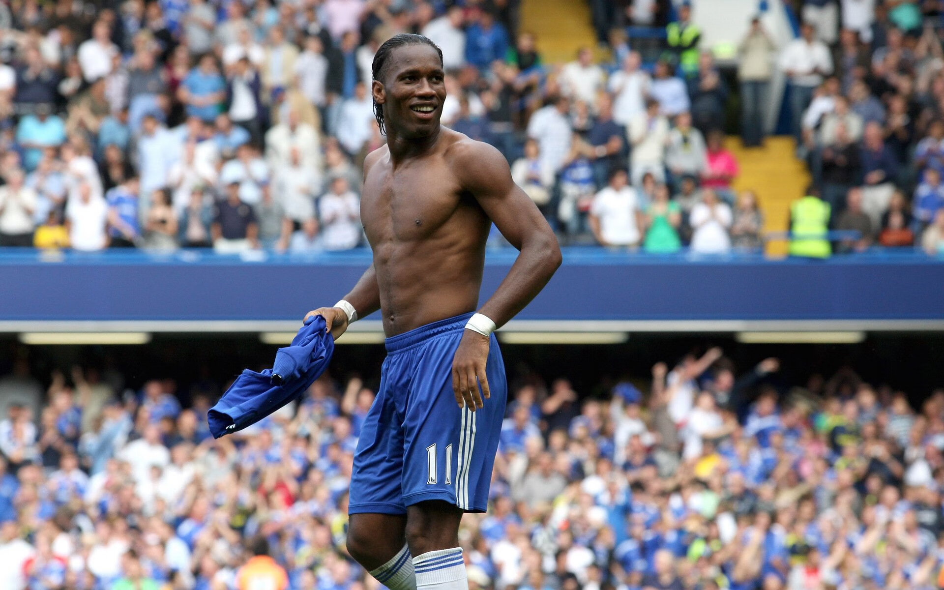 电竞赛场焦点！意大利队对阵韩国队，体能极限考验，赛场硬仗一触即发